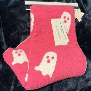 NWT Cupcakes and Cashmere Pink Ghost Blanket
